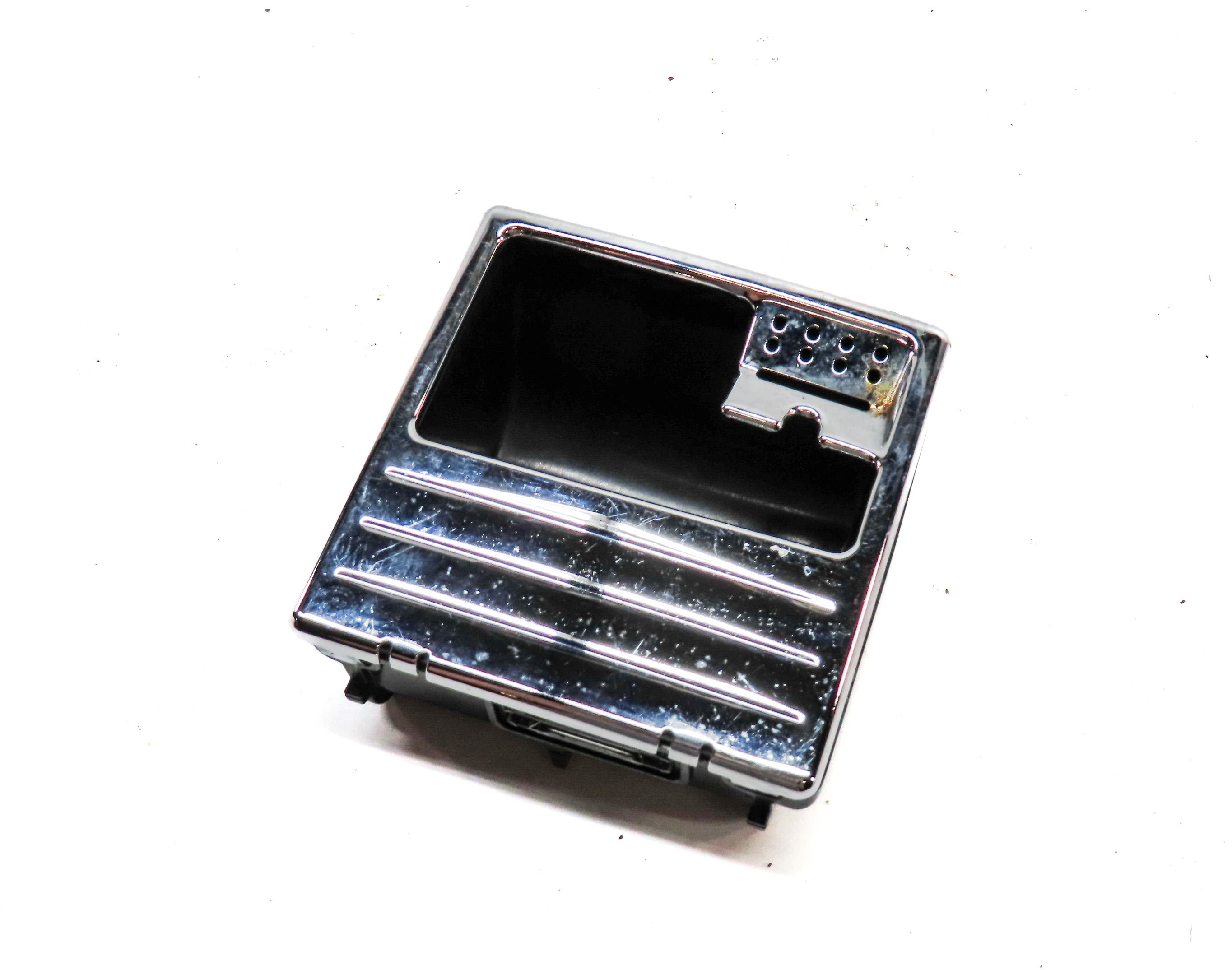 2012 MERCEDES E350 (W212) FRONT CENTER CONSOLE ASHTRAY ASH TRAY INSERT — exact item pictured